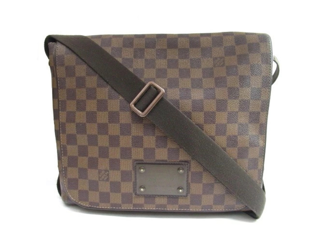 LOUIS VUITTON Brooklyn Shoulder Bag Damier